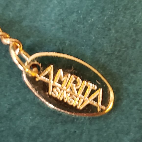 2/15$ Amrita Singh faux pearls necklace - Picture 2 of 3